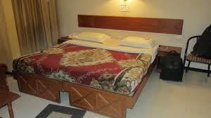 מייזור Hotel Bombay Tiffanys מראה חיצוני תמונה